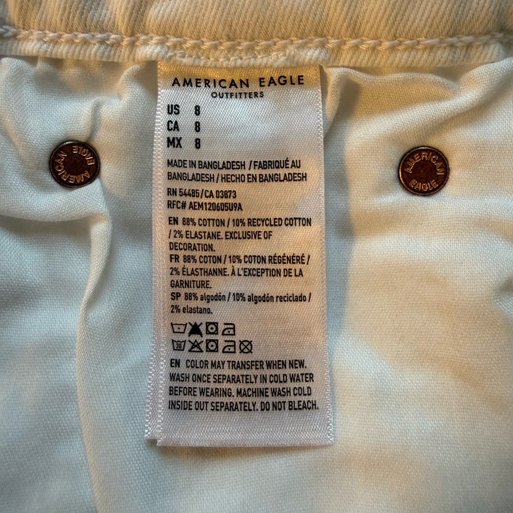 American Eagle 8” Dreamy Drape Stretch Low-Rise Baggy Jort, white, size 8 - Picture 9 of 9